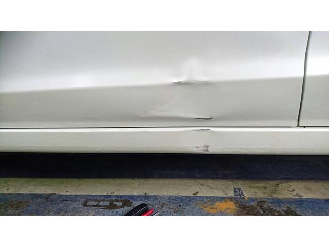 スバル　インプレッサ　アンダーコート板金塗装　修理