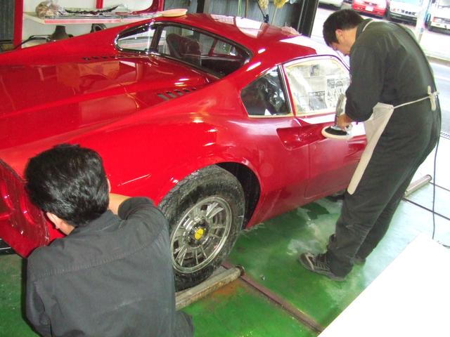 71年式　フェラーリ　ディーノ　246ＧＴ　レストア（ドア板金・塗装）