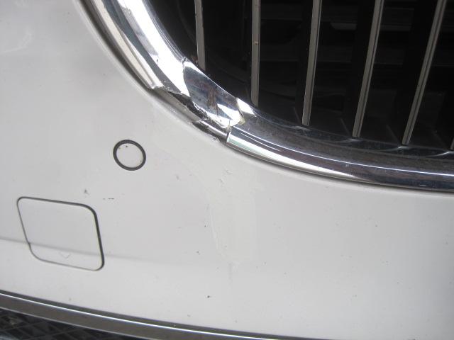 BMW　７シリーズ　警告灯　バンパー凹み　センサー破損　診断機　AUTEL　マキシス　野田市　坂東市　柏市　流山市