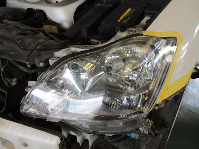 トヨタ　クラウン　１８　ヘッドライト　キセノン　殻割　イカリング　エンジェルリング　後付け　LED　点灯しない　加工　車検　不適合　野田市　坂東市　柏市　流山市　千葉県　茨城県