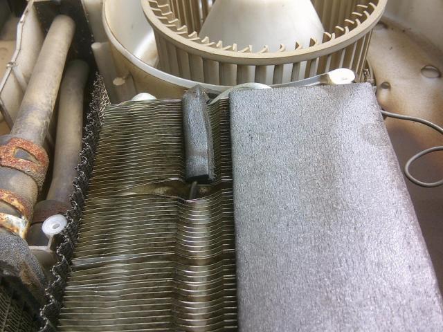 エアコン　修理　ガス漏れ　トラクター　エバポ　エバポレーター　ボッシュ　ACS751　点検　交換　野田市　坂東市　柏市　流山市　千葉県　茨城県　埼玉県