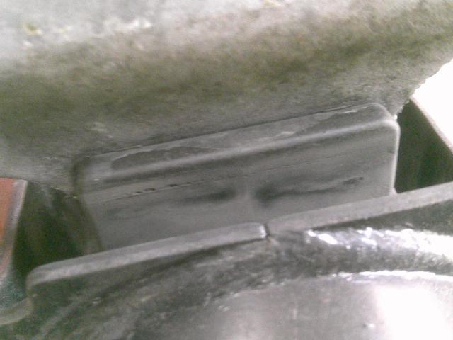 スズキ　スペーシア　カスタム　エンジン　ガタガタ　振動　異音　冷間時　エンジンマウント　劣化　ヘタリ　交換　野田市　坂東市　柏市　流山市　千葉県　茨城県　埼玉県　