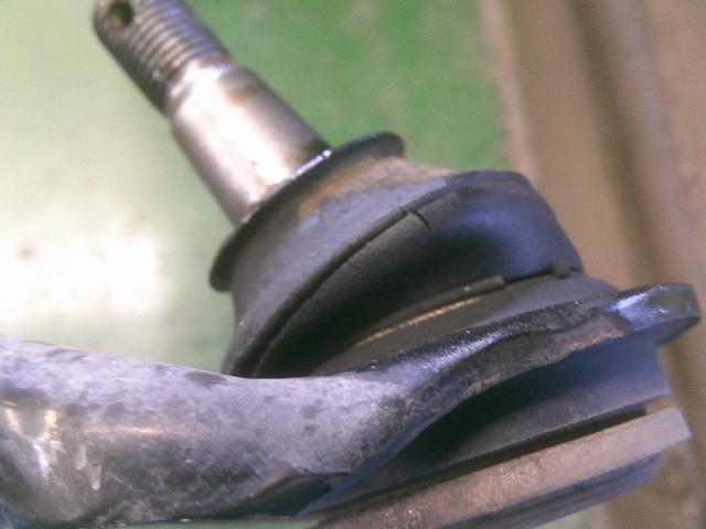 トヨタ　カローラフィールダー　車検　ブーツ切れ　ひび割れ　アーム　スタビリンク　タイロッド　ASSY　交換　ロアアーム　野田市　坂東市　柏市　流山市　千葉県　茨城県　埼玉県