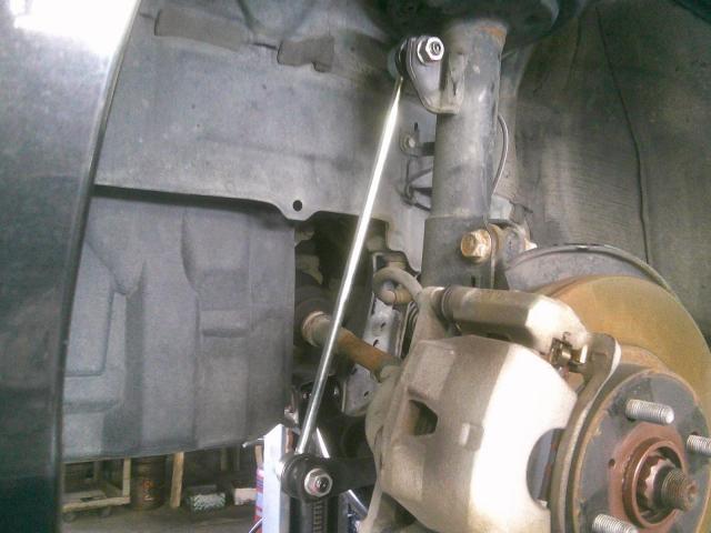 トヨタ　カローラフィールダー　車検　ブーツ切れ　ひび割れ　アーム　スタビリンク　タイロッド　ASSY　交換　ロアアーム　野田市　坂東市　柏市　流山市　千葉県　茨城県　埼玉県