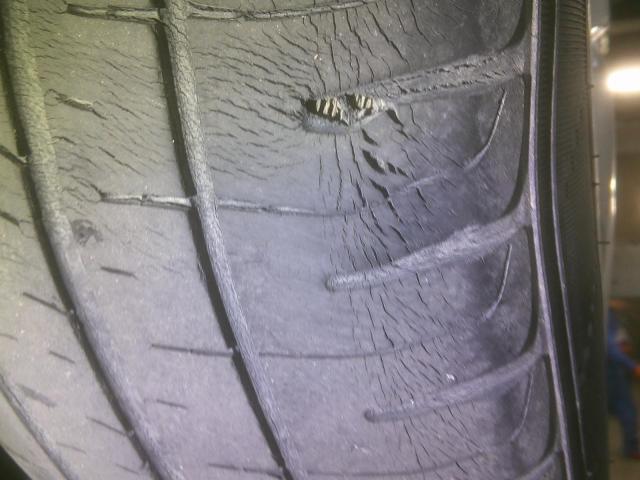 日産　車検 　見積もり　タイヤ　溝　変形　バースト　野田市　坂東市　柏市　流山市　千葉県　茨城県　埼玉県