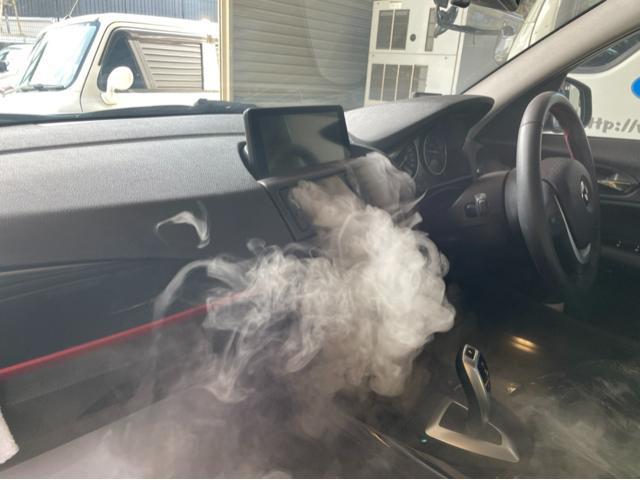 カーエアコンクリーニング施工　エアコン臭い　室内除菌
エアコンの匂いが気になる方必見　BMW 輸入車　国産車　エアコン内部洗浄