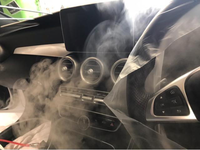 自動車のエアコン臭くないですか 貝塚市より 自動車のエアコンの内部洗浄 カーエアコンクリーニング グーネットピット