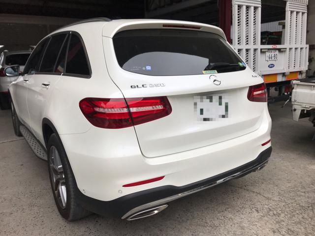 岸和田市 メルセデスベンツ GLC250 リアバンパー交換 樹脂パーツ交換 輸入車もお気軽にご相談ください