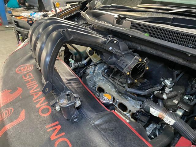 HFC26 日産 セレナ プラグ交換 インマニガスケット交換 スロット HFC26 日産 セレナ プラグ交換 インマニガスケット交換 スロット