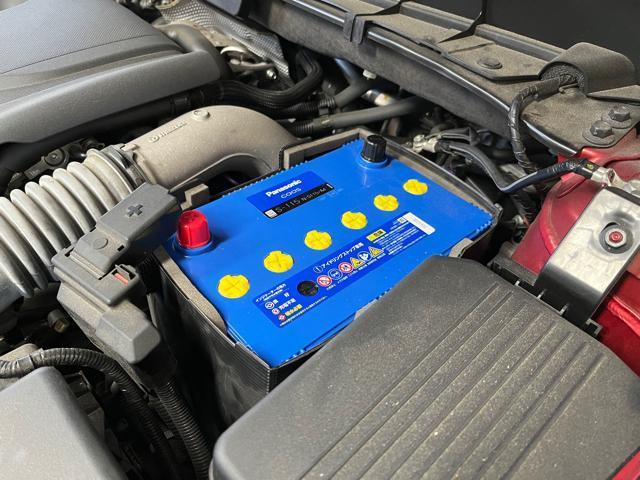 マツダ車のバッテリー交換はお任せください マツダ CX-5 持ち込みパーツ歓迎します バッテリー交換 i-stop再設定と充放電積算量のリセットもおこないます