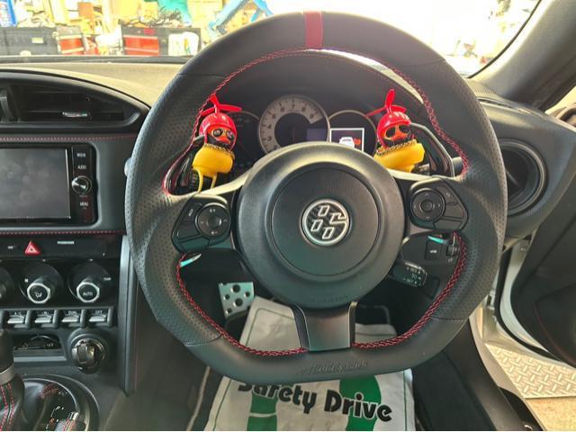 TOYOTA 86 ハンドル交換　持ち込みパーツによる作業　今週グーピットから26件のお客様がご来店されました！　本当にありがとうございます！　引き続きよろしくお願い致します！　貝塚市　岸和田市