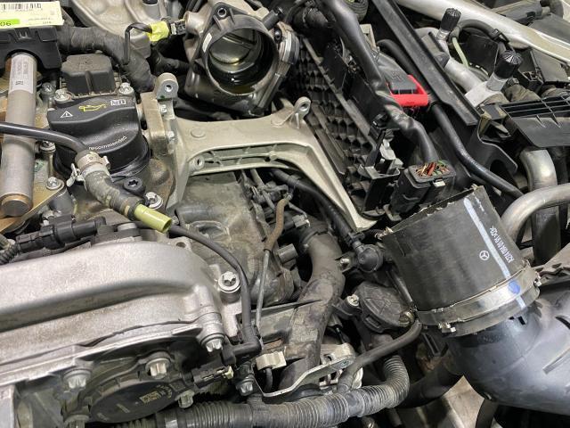 メルセデスベンツ　C200 ダイナモ交換　オルタネーター交換　発電機交換　輸入車歓迎　持ち込み部品歓迎　貝塚市　岸和田市　和泉市　堺市　Instagram予約あり　