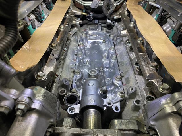 LEXUS LS460 ヒートエクスチェンジャーカバー交換 冷却水漏れ 水 LEXUS LS460 ヒートエクスチェンジャーカバー交換 冷却水漏れ 水