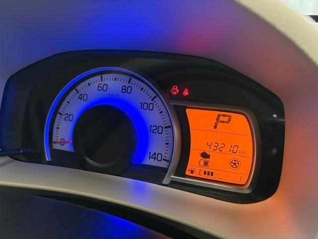 スズキ　アルト　中古車販売　車売ります！書います！　現金買取り　即日買取り　無料査定　即日納車　お車をお探しの方へ　プロの整備士がご対応いたします。