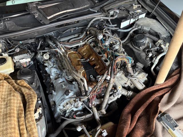 レクサス　ＬＳ　エンジン関連修理・整備　ヒートエクスチェンジャー交換　冷却水漏れ　冷却水が減る　LEXUS ISF LS460 レクサス修理　水漏れ