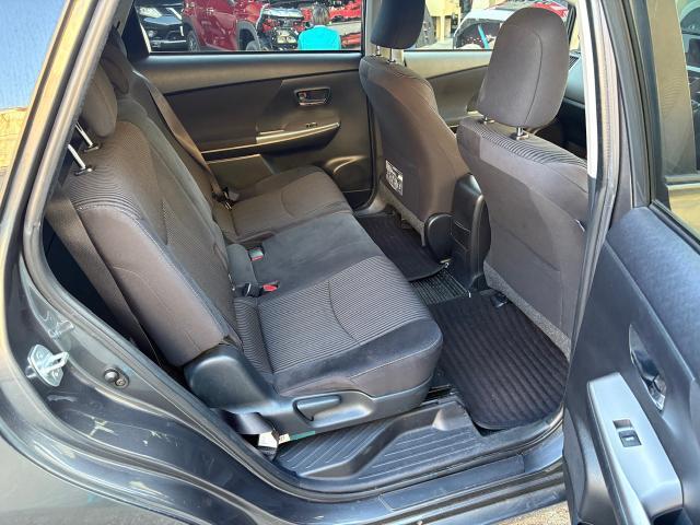 トヨタ　プリウスα　買取り　ご自宅まで伺います　大阪府　貝塚市　岸和田市　和泉市　堺市　関西　近畿　Instagram 車販売　車検　整備　車屋　大阪府内全域対応しています