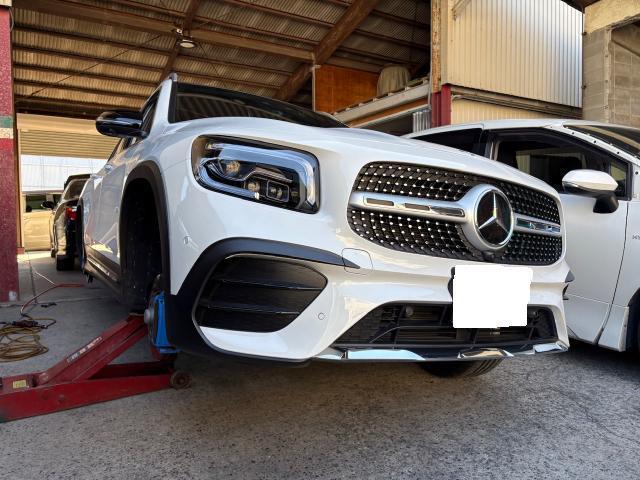 メルセデス・ベンツ　ＧＬＢ　ホイール・タイヤ交換　以前販売させて頂いた車両です！　タイヤ持ち込みOK 大阪　貝塚　岸和田市　泉佐野市　和泉　高石　泉南　阪南