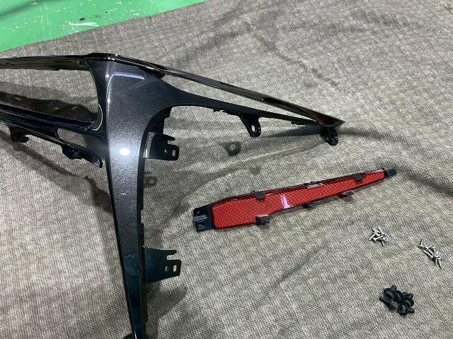 レクサス　ＬＣ　ライト・ウィンカー類交換 USマーカー取り付け　フロントウ　ウインカー　リヤLEDリフレクター　持ち込みパーツ歓迎　大阪　貝塚　LEXUS専門店　輸入車対応