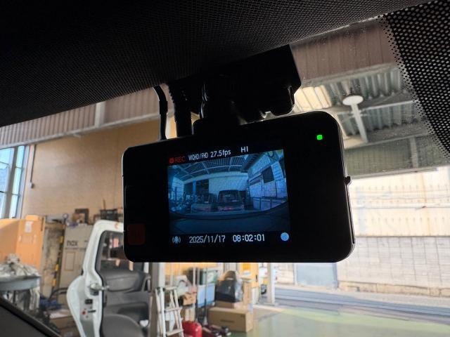 アウディＱ８　カーナビ・ETC・ドラレコ取付　持ち込み部品による作業　部品の持ち込み歓迎　新車　中古車販売　輸入車歓迎　Instagram予約あり