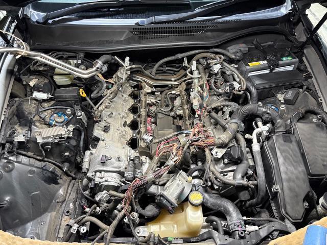 レクサス　ＩＳ Ｆ　エンジン関連修理・整備　冷却水漏れ　ヒートエクスチェンジャー交換　冷却水が減る　冷却水補充　LEXUS V8エンジンの宿命　大阪　レクサス修理