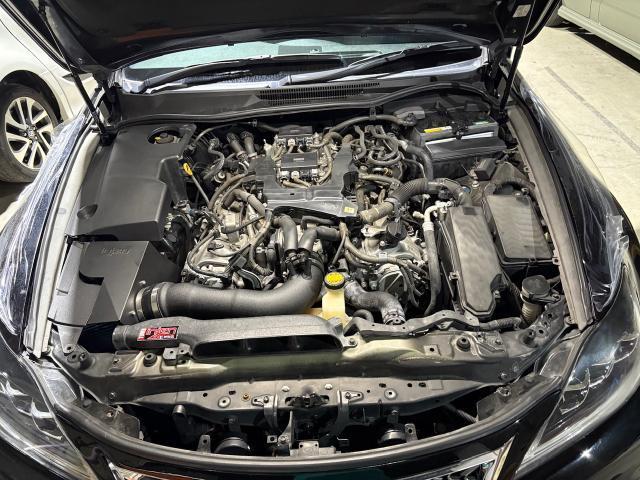 レクサス　ＩＳ Ｆ　エンジン関連修理・整備　冷却水漏れ　ヒートエクスチェンジャー交換　冷却水が減る　冷却水補充　LEXUS V8エンジンの宿命　大阪　レクサス修理