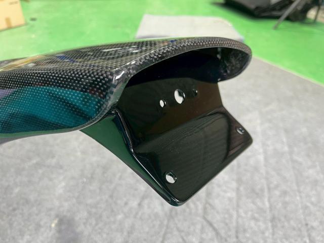 V-MAX カーボンシートカウル　カーボン修理　カーボンパーツ修理　カーボンリペア　カーボンを修理します　全国から配送可能　郵送修理　発送して下さい。　カーボンリペアドリー　カーボン修理専門店