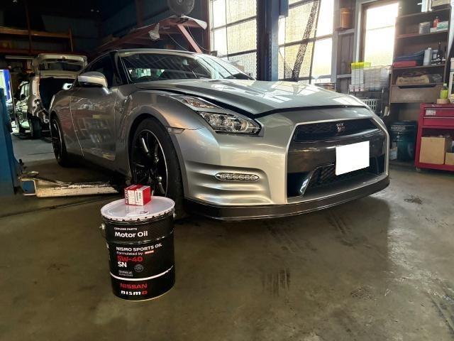 日産　ＧＴ－Ｒ　ガソリン車用(オイル交換) 持ち込みによるオイル交換作業　部品持ち込み歓迎　オイル持ち込み　輸入車歓迎　大阪　貝塚　岸和田　泉佐野　泉南　阪南　堺市　Instagram