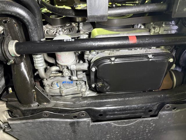 日産　ＧＴ－Ｒ　ガソリン車用(オイル交換) 持ち込みによるオイル交換作業　部品持ち込み歓迎　オイル持ち込み　輸入車歓迎　大阪　貝塚　岸和田　泉佐野　泉南　阪南　堺市　Instagram