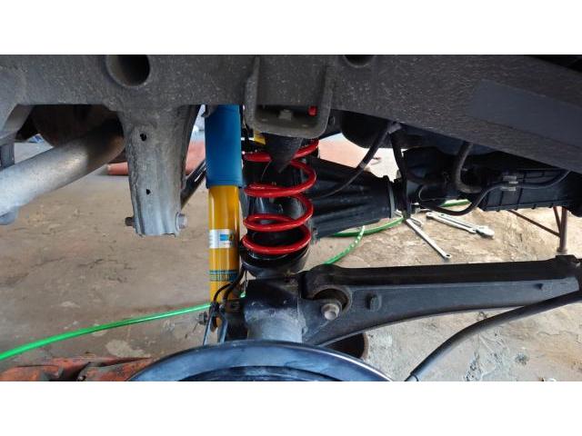 スズキ ジムニーシエラ JB74W ビルシュタイン サスペンション スズキ ジムニーシエラ JB74W ビルシュタイン サスペンション