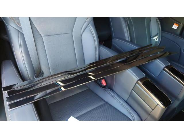 トヨタ　アルファード　AGH40W　シーケンシャルウインカー取付　LEDナンバー灯交換　ライセンス灯