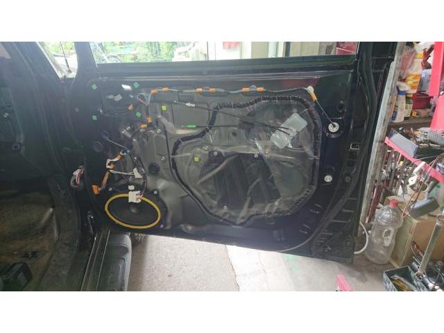 米国トヨタ　ＦＪクルーザー　電動格納不動　ミラー交換　電装系修理