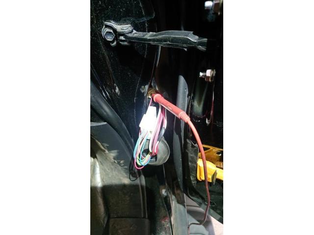 米国トヨタ　ＦＪクルーザー　電動格納不動　ミラー交換　電装系修理