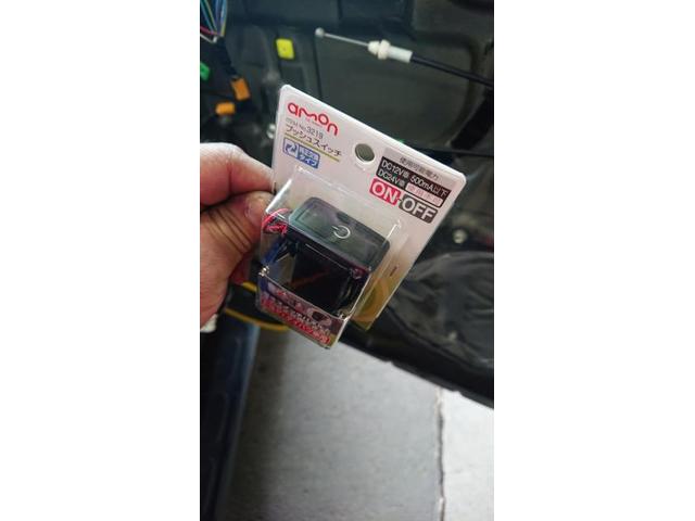 米国トヨタ　ＦＪクルーザー　電動格納不動　ミラー交換　電装系修理