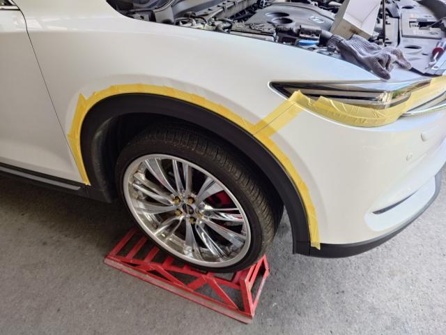 マツダ　ＣＸ－８ バーチカルグリル取り付け　グリル加工　カメラ加工　　外装品・エアロパーツ取付