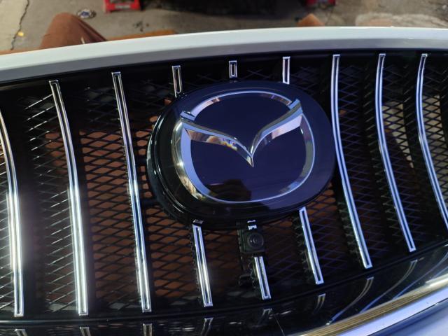 マツダ　ＣＸ－８ バーチカルグリル取り付け　グリル加工　カメラ加工　　外装品・エアロパーツ取付