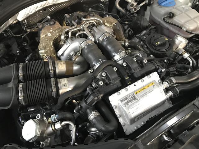 S6  タービン　V8ツインターボ4.0　故障対策　アウディ　クワトロ　草加　川口　足立　練馬　　