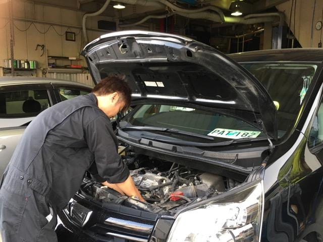 お客様のお車をプロの整備士が確りと真心込めてメンテナンス致します！