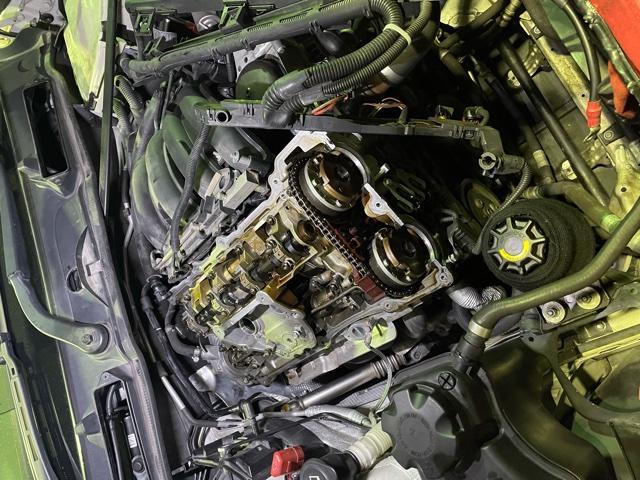 BMW　バルブステムシール交換