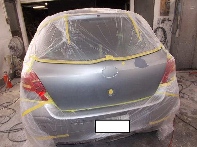 ちょっとぶつけた！？　自損　バックドア　トヨタ　ヴィッツ　メタリック　新潟市　南区　