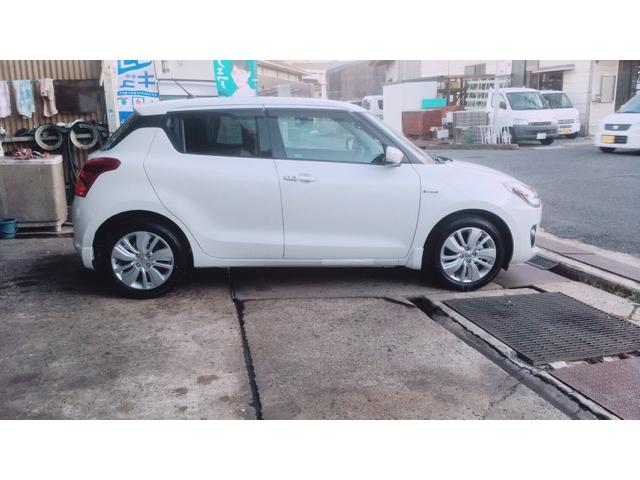 新車スズキ　スイフト　マッドガード取付【岡山市　北区　中区　車検・修理・整備・取付は栄光自動車にお任せください】　