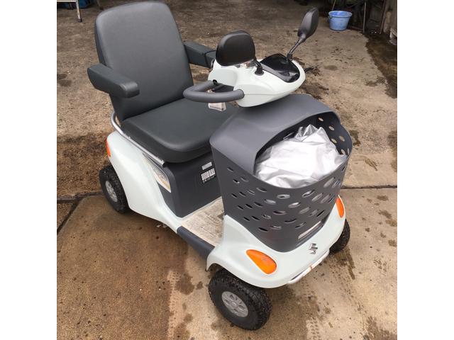 セニアカー点検整備【岡山市　北区　中区　車検・修理・整備・取付は栄光自動車にお任せください】