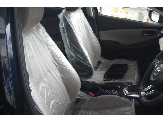 マツダ　デミオ　新車　燕市　新潟県