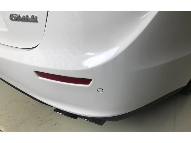 マセラティ　バンパー塗装修理