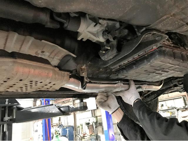 日産　ローレル　遮熱板交換　