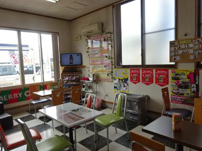 清潔な待合スペースご準備しております