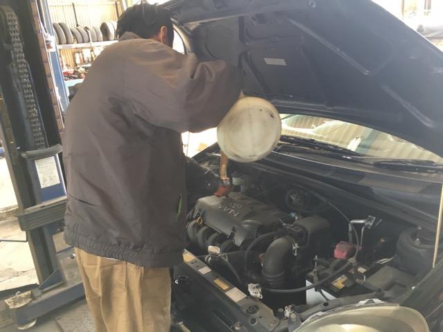 お客様のお車をプロの整備士が確りと真心込めてメンテナンス致します！