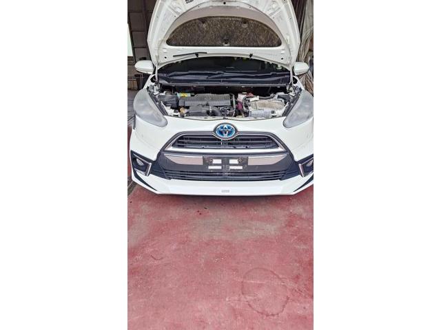 トヨタ　シエンタ　ライト・ウィンカー類修理・整備　ヘッドライトスチーマー施工