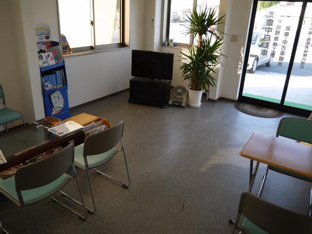 店内も新しく生まれ変わりました。