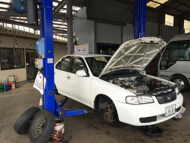 地域密着の整備工場です。お車のことでご相談ございましたら何でもお気軽にご相談ください。