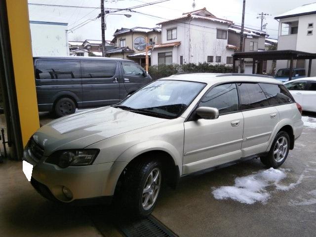 スバル　アウトバック（レガシィ）　車検　整備　車両故障修理　車検見積もりもお任せ下さい！！　石川県金沢市、田上、辰巳、末町、もりの里・白山市・野々市市・かほく市・津幡町・内灘町、他地域のお客様も大歓迎です！！